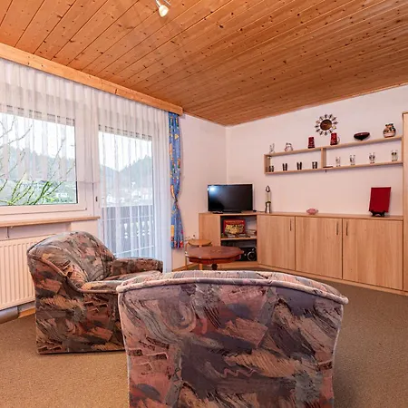 Haus Am Wald Apartmán *
