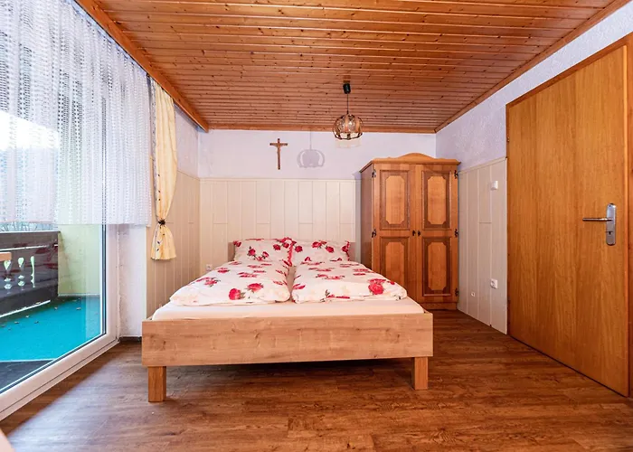 Haus Am Wald شقة
